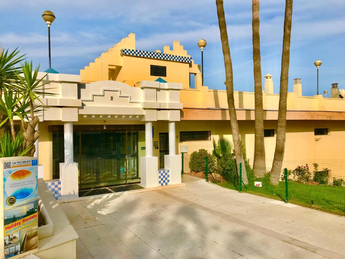 Apartamentos Turisticos Castillo Del Vigia Torremolinos Exterior photo